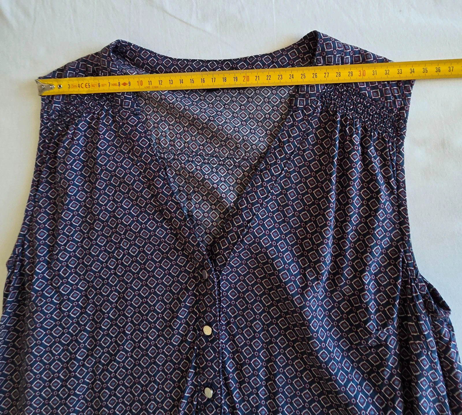 Camisón fluido Etam XS 34 con motivo geométrico azul y rojo – photo 9